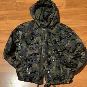 Shiny Olivo Camo Jacket